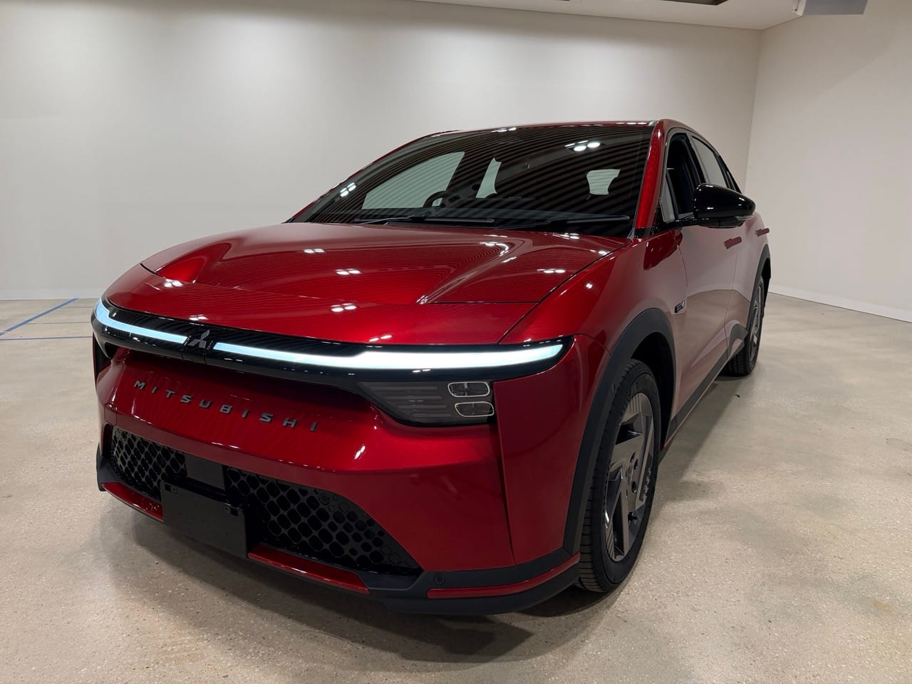 Mitsubishi Elektrikli Geleceğe Hızlı Döndü: Tarihinin En Güçlü Modeli ASX VR-e Tanıtıldı